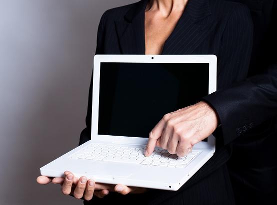 Mai multi hackeri pregatesc un "Blitzkrieg" asupra a 30 de mari banci din SUA