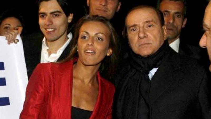 Silvio Berlusconi s-a logodit cu o femeie cu 49 de ani mai tanara decat el