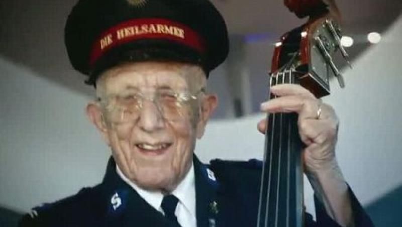 VIDEO! Elvetia merge cu 