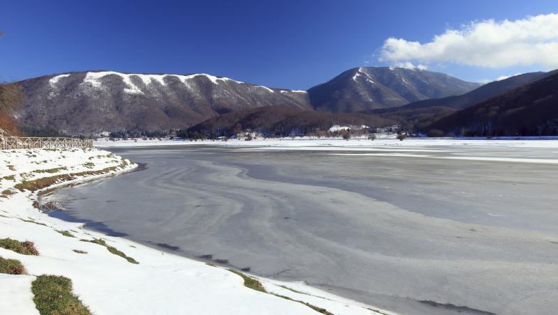 DN 1, din nou cosmarul soferilor! Turistii au luat cu asalt statiunile montane