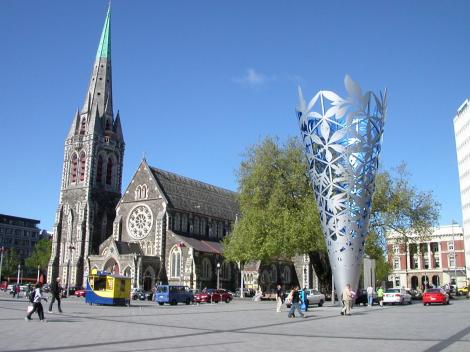Reconstructie inedita: O catedrala din Noua Zeelanda, refacuta din CARTON