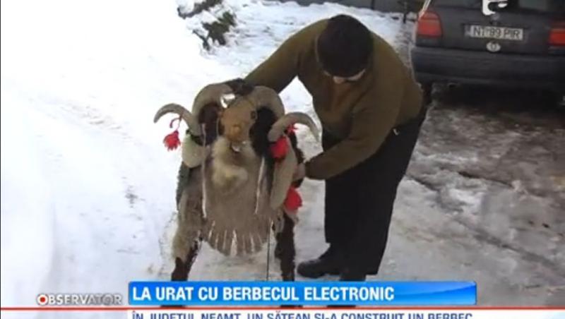 In Neamt, uratorii au inlocuit traditionala capra cu berbecul electronic