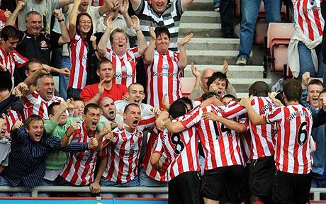 FOTO! Mai multi suporteri au fost interzisi pe stadion! Motivul e valabil doar in Anglia