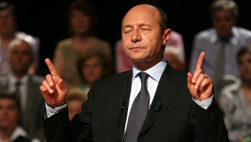 Traian Basescu se pregateste de Revelion. Va petrece noaptea dintre ani in familie