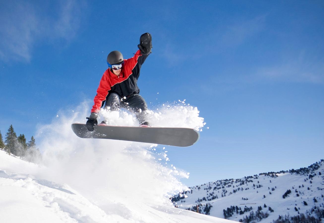 VIDEO! Snowboard-ul, jucaria preferata a unui copil de un an