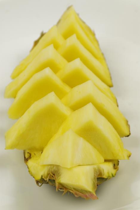Nici fructele nu mai sunt ce-au fost: S-a inventat ananasul cu gust de nuca de cocos