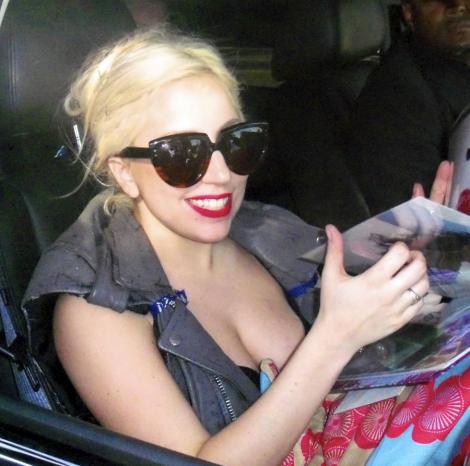 Lady Gaga vrea sa fie fertilizata in vitro