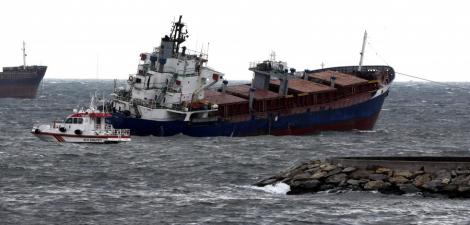 Un cargo sub pavilion cambodgian s-a scufundat in Marea Neagra. Zece marinari, dati disparuti