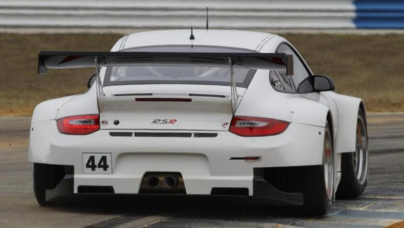 Porsche 911 GT3 RSR debuteaza la Sebring