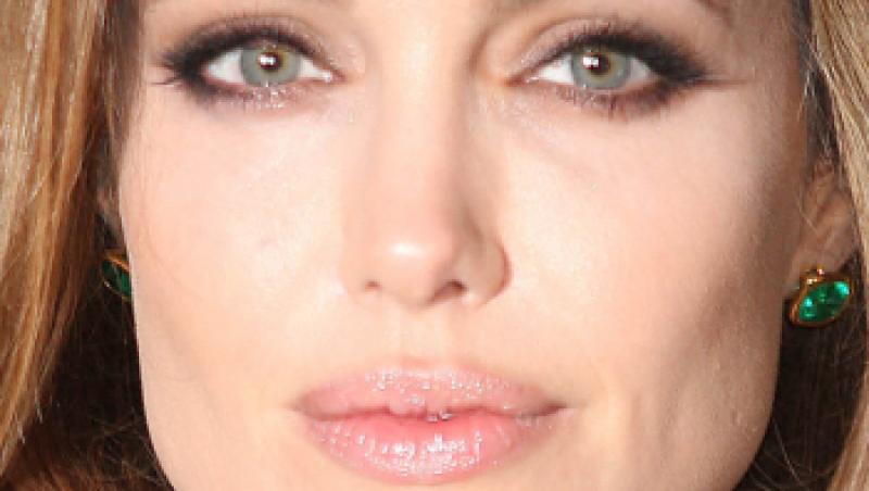VIDEO! Angelina Jolie, seducatoare la Festivalul de Film de la Berlin