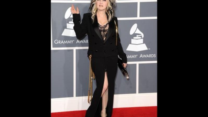 FOTO! Cel mai prost imbracate vedete de la Premiile Grammy