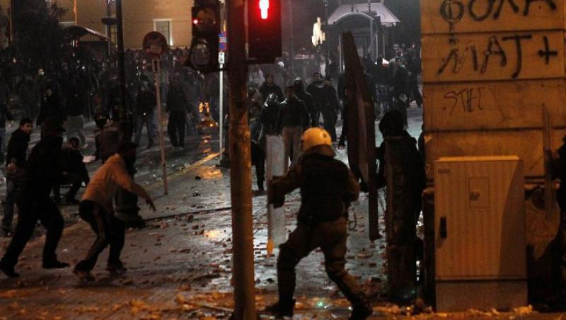 Grecia: Vot violent pentru austeritate - Zeci de raniti!