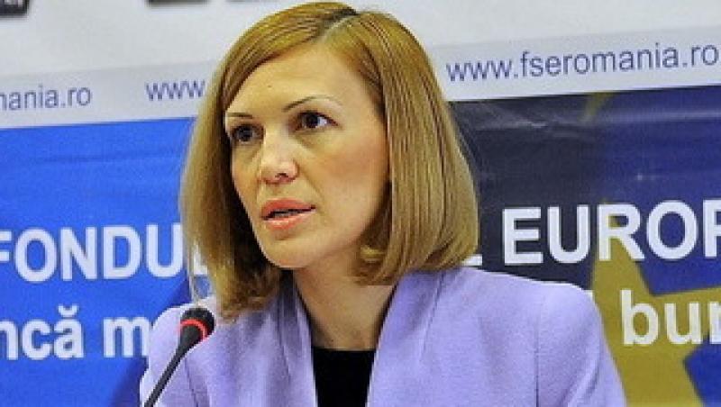 Premierul Ungureanu a cerut demisia directorului general al AM POSDRU, Carmen Ionel