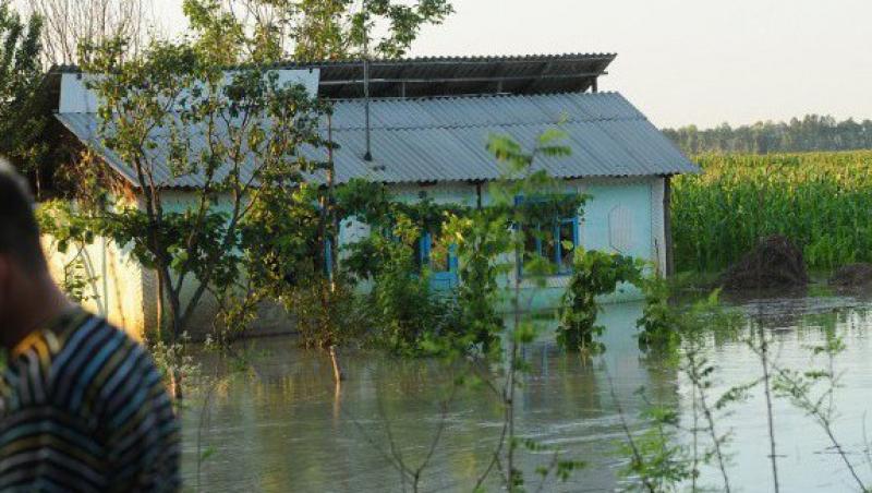 Directorul ANM: Probleme legate de inundatii pot sa apara si in alte zone decat cele in care au fost caderi masive de zapada
