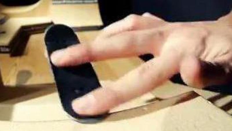 VIDEO! Fingerboarding-ul, cel mai nou sport cu... degetele!