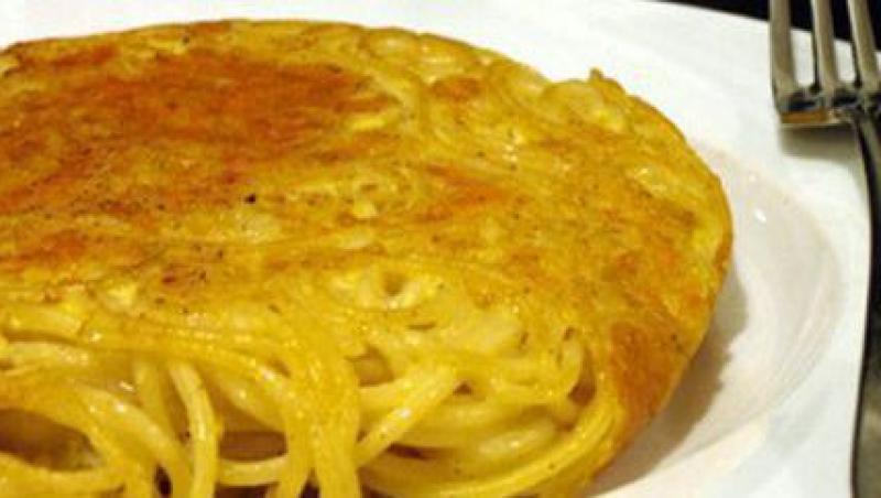 Reteta zilei: Omleta cu spaghetti