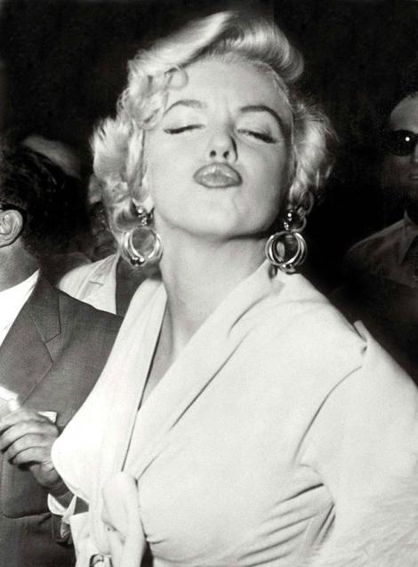 VIDEO! Vezi fotografii nepublicate pana acum cu Marilyn Monroe!