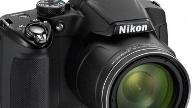 Nikon va lansa camera foto cu zoom optic record