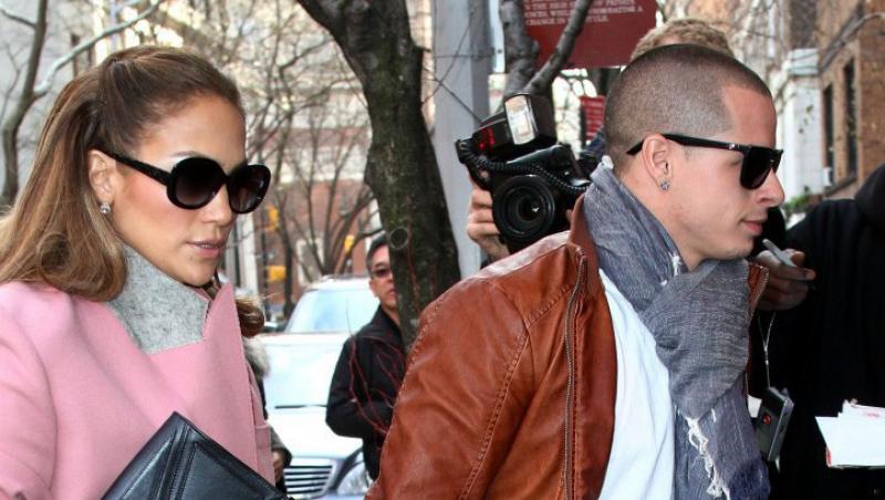 FOTO! Care Mark Anthony? Jennifer Lopez, de mana cu papuselul!