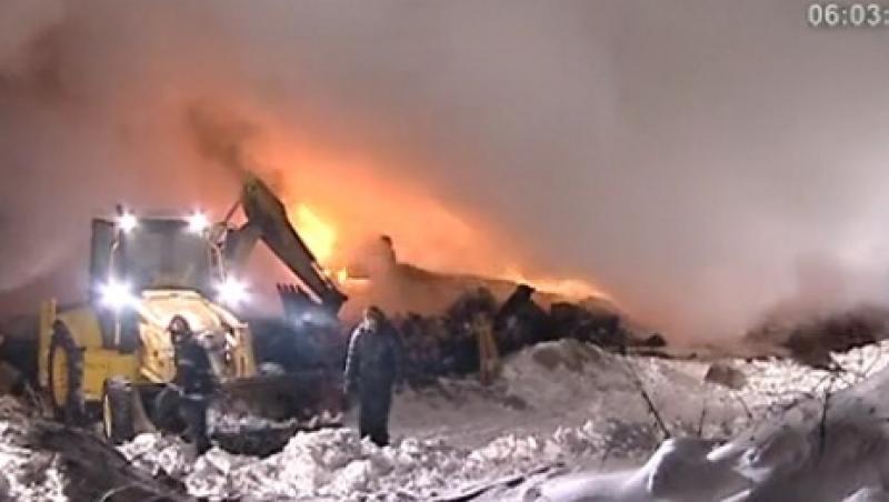 VIDEO! Incendiu puternic la o fabrica de incaltaminte din Mogosoaia
