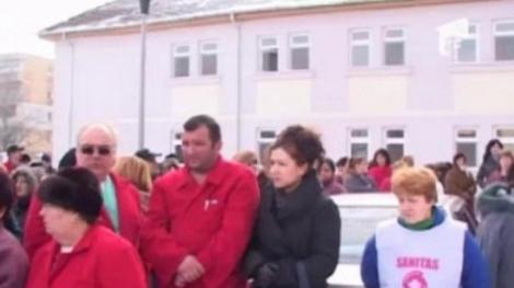 VIDEO! Bolnavii au protestat impotriva inchiderii celui mai mare spital din Ialomita