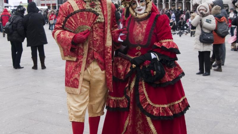 FOTO! Spectacol inedit la Carnavalul din Venetia