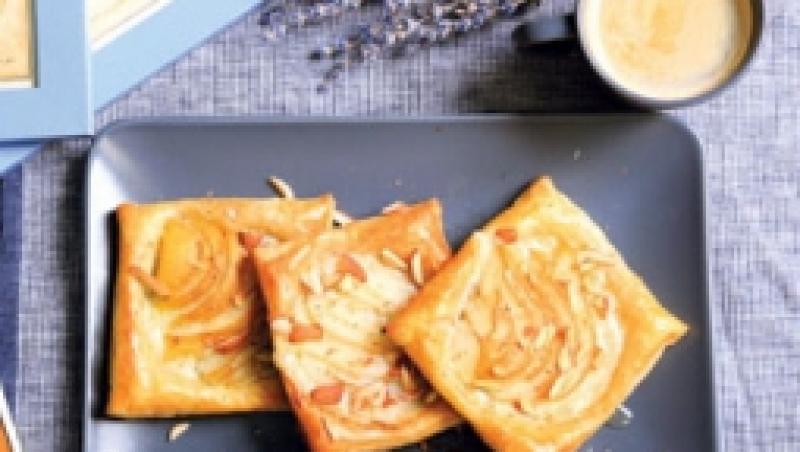 Desert delicios: Reteta Tarta cu branza si pere