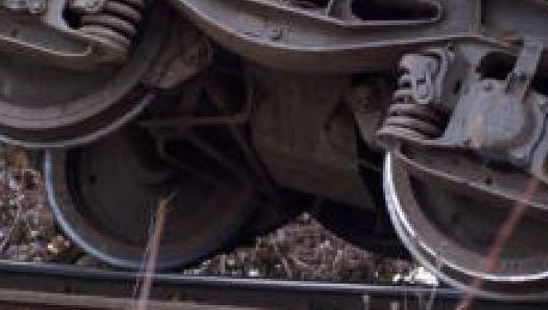 Un vagon al unui tren de calatori a deraiat pe ruta Oradea - Arad