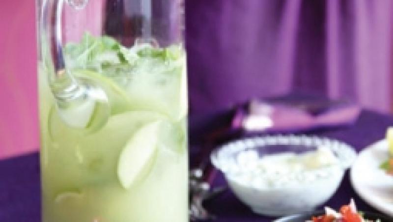 Cocktail delicios: Mojito cu mere