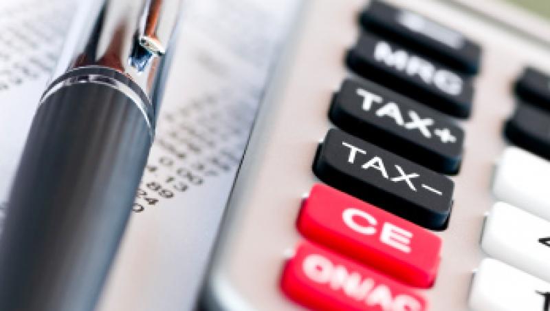 Guvernul elimina taxa minima la unele acte notariale