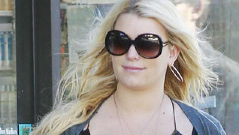 Jessica Simpson, infometata. A facut scandal la fast food!