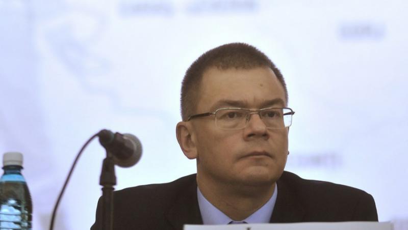 Premierul Ungureanu l-a demis pe secretarul de stat in MAE Doru Costea