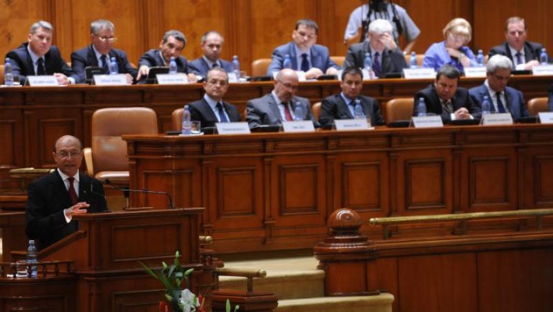 Traian Basescu vine in fata Parlamentului pe 7 martie