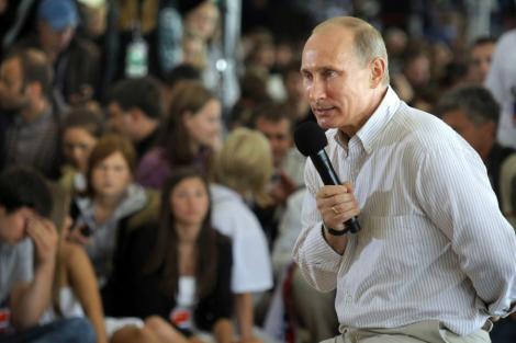 Sondaj: Vladimir Putin, reales presedinte cu peste 60% din voturi