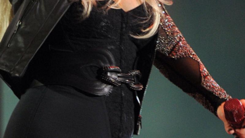 Christina Aguilera nu se poate opri din baut