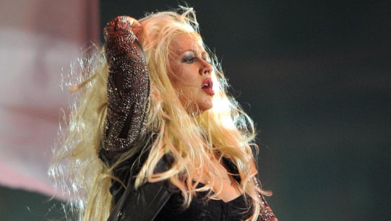 Christina Aguilera nu se poate opri din baut