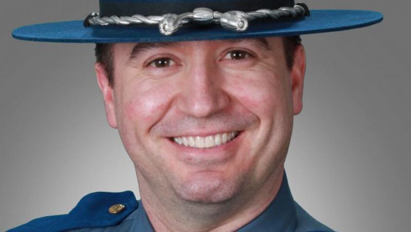 Un politist roman din statul Washington a fost impuscat mortal de un infractor