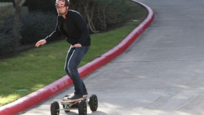 S-a inventat placa de skateboard controlata de puterea mintii