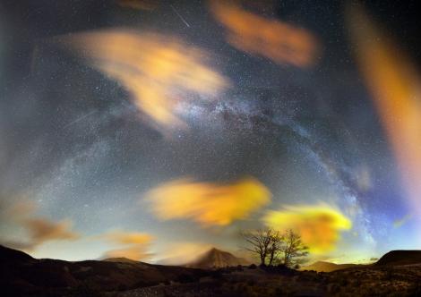FOTO! Fenomen MIRACULOS: curcubeul din stele!