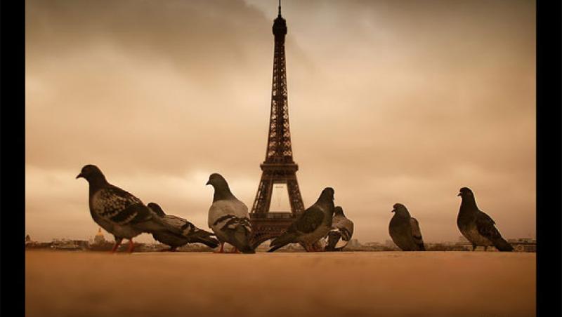 FOTO! Turnul Eiffel, pozat din 50 de unghiuri diferite