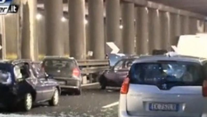 Accident in lant langa Milano: 40 de masini implicate, 34 de raniti