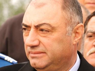 Antonie Solomon si sase consilieri locali au fost exclusi din PDL