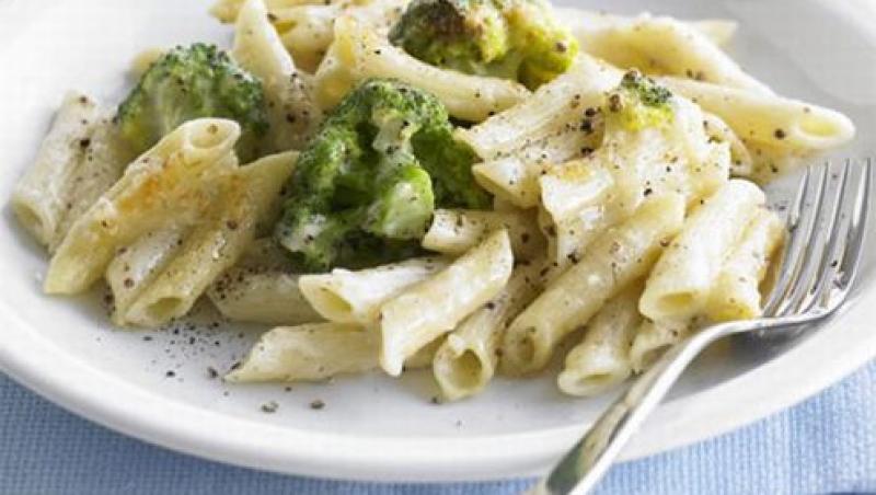 Reteta zilei: Paste cu branza si broccoli la cuptor