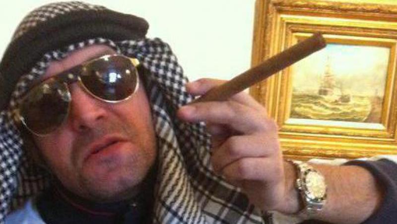 FOTO! Razi de mori: Daniel Buzdugan, terorist pe Facebook!