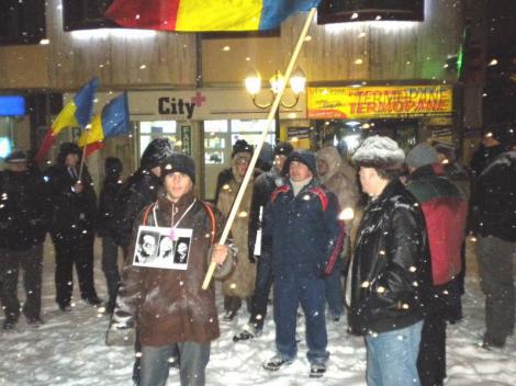 Protest la -17ºC la Suceava: "Ati schimbat hotii cu prostii!"