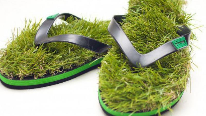 FOTO! Au fost creati papucii cu talpa din iarba
