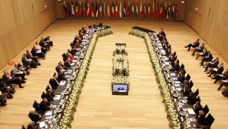Comisia Europeana cere Romaniei pedepse drastice pentru marii corupti