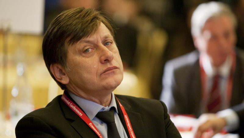 Crin Antonescu: La Bruxelles trebuia sa mearga premierul Ungureanu, nu Basescu