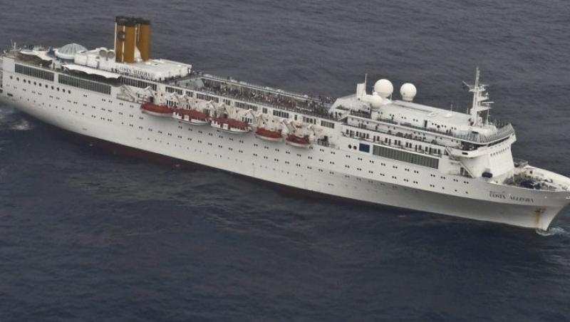 Vasul de croaziera naufragiat Costa Allegra a ajuns in portul Victoria din Insulele Seychelles