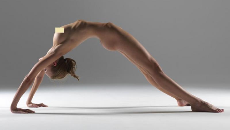 Yoga extrem: Lyubov Shumeiko a INNEBUNIT Rusia!